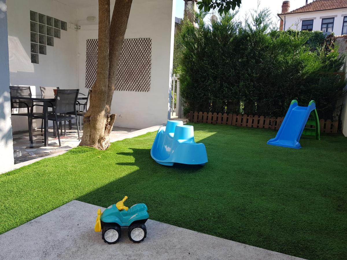 Porto In Sight, 4 Kids Villa Vila Nova de Gaia Exterior photo